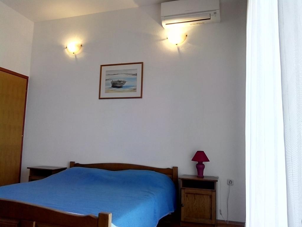 Apartments Ivanka Starigrad Paklenica Cameră foto