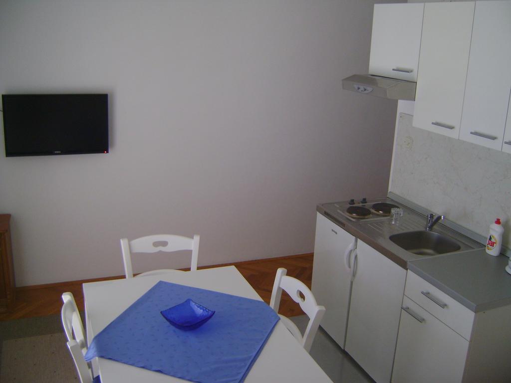 Apartments Ivanka Starigrad Paklenica Cameră foto